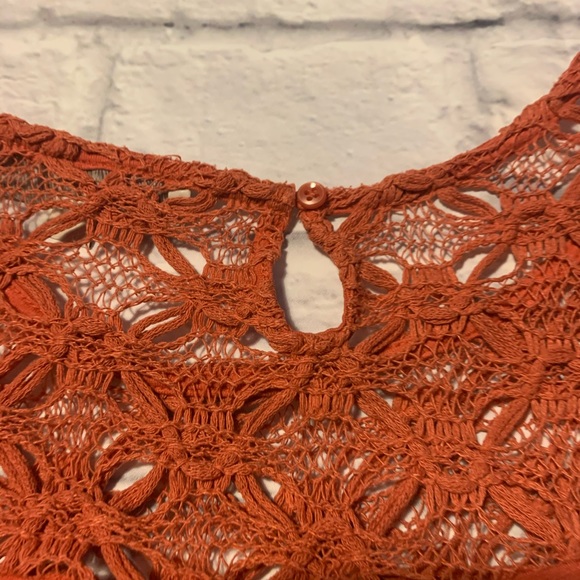 **LAST CHANCE!! Ann Taylor Loft Burnt Orange Crochet Peplum Top - Picture 4 of 7